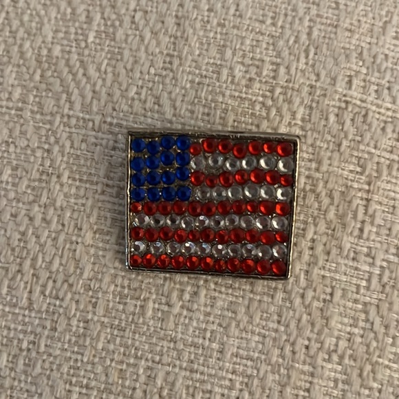 American flag brooch - Picture 2 of 3